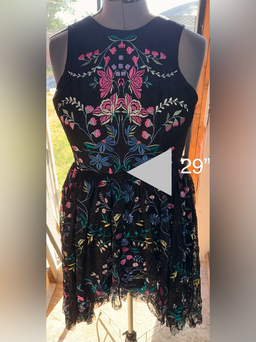 Bebe Dress Embroidery Fit-Flared Hi-Low Open Back Sleeveless Size 10